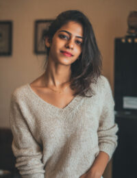 adult_indian_woman_wearing_casual_chic_outfit-2